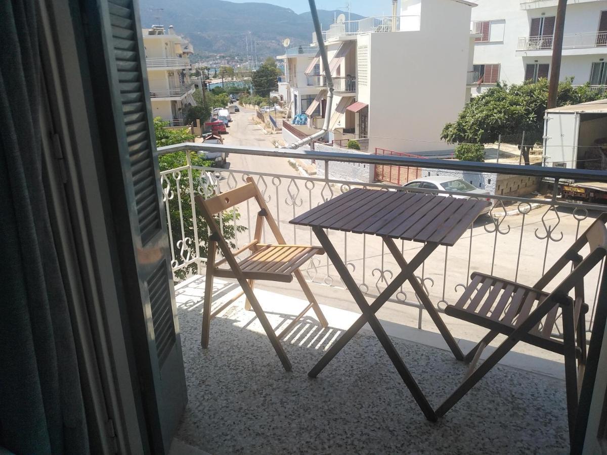 Elina'S Room Poros Town Eksteriør billede